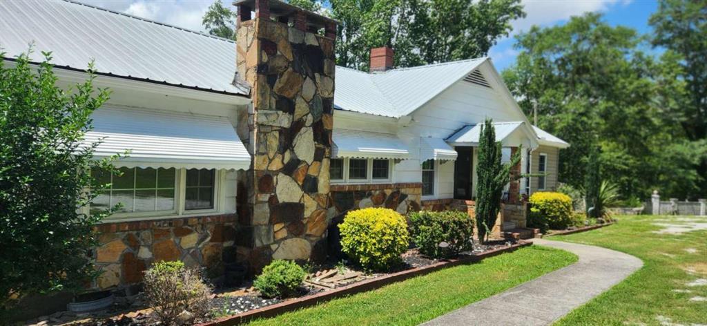 160 Buena Vista Dr., Eastanollee, GA 30538