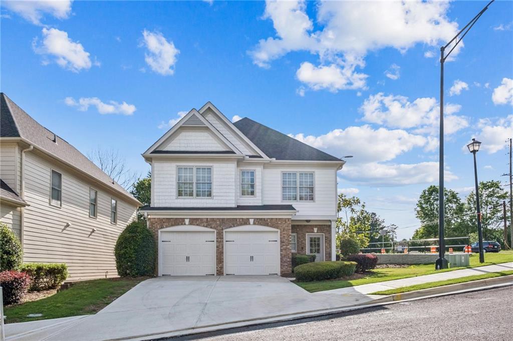 296 Water Oak Pl., Alpharetta, GA 30009