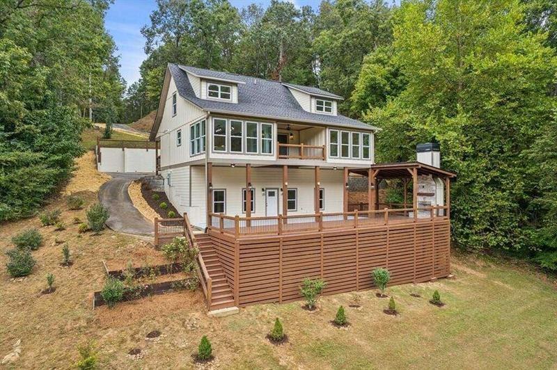 105 Riveredge Dr., Ellijay, GA 30536