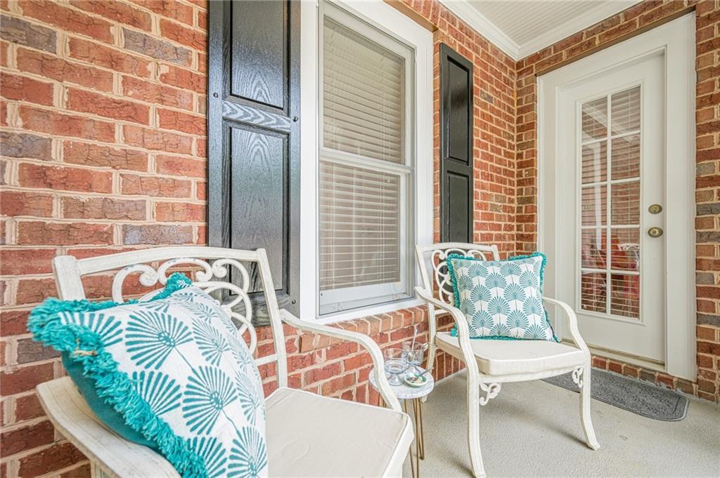 3502 Village Green Dr., Roswell, GA 30075