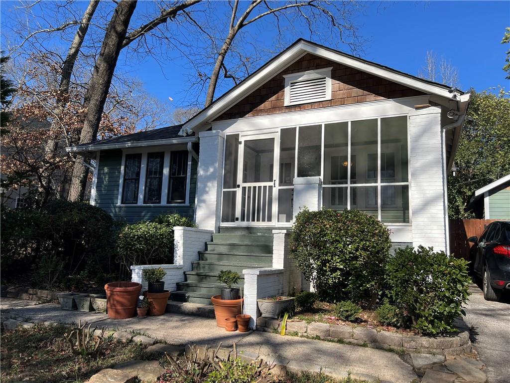 284 Lakeview Ave., Atlanta, GA 30305