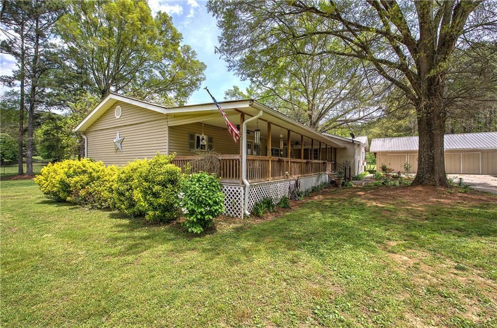 2156 Moores Ferry Rd., Plainville, GA 30733
