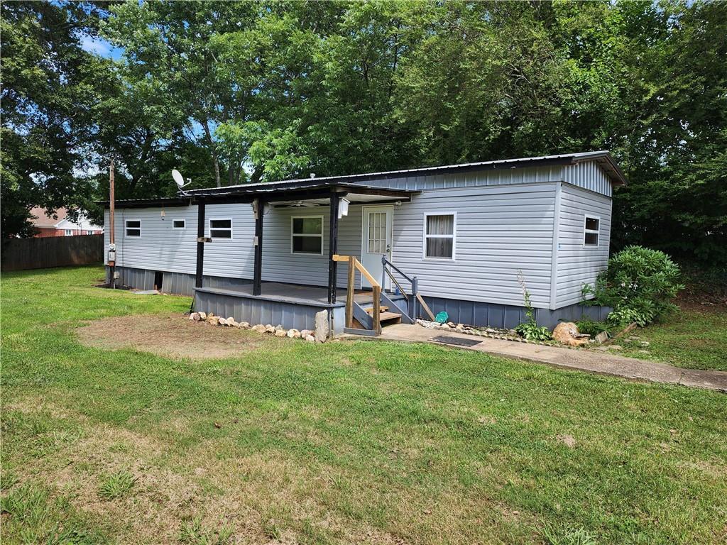 2340 Ridgeway Dr., Gainesville, GA 30504