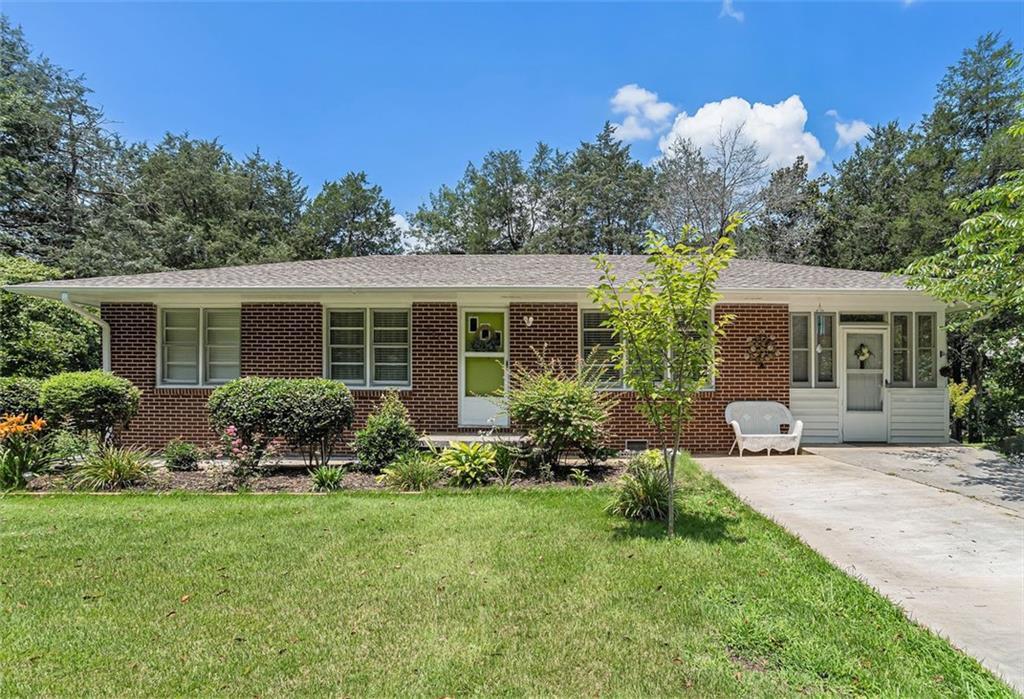 141 Parr Wade Rd., Cartersville, GA 30120