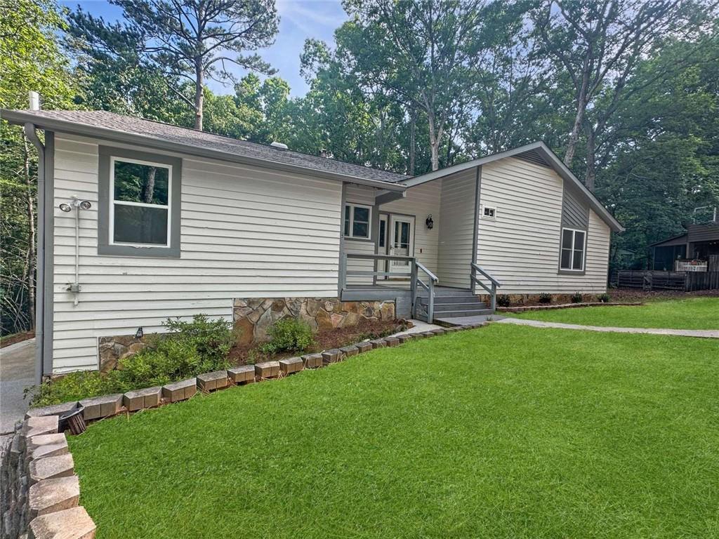 6800 Brookwood Ct., Douglasville, GA 30135