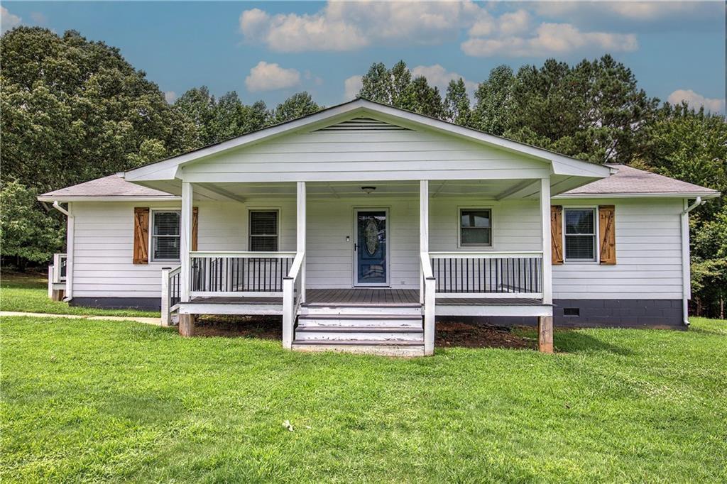 2122 Browntown Rd., Rockmart, GA 30153