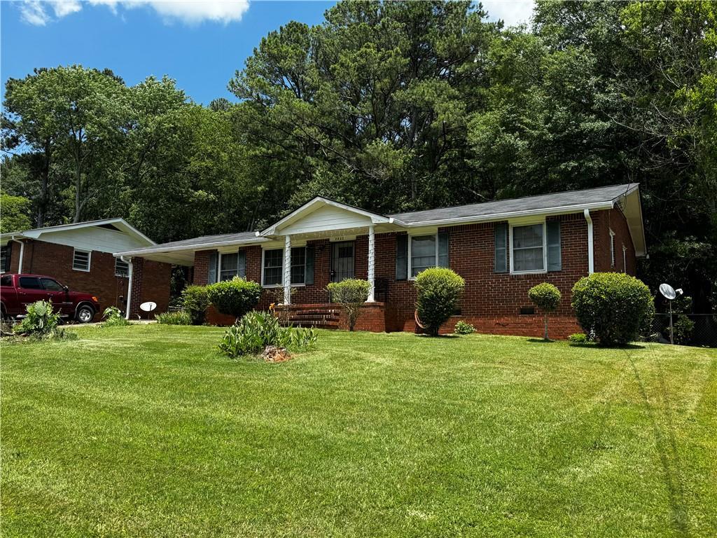 2933 Arlington Rd., East Point, GA 30344
