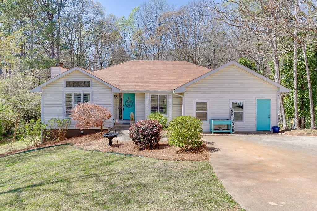 4434 Hidden Oaks Dr., Flowery Branch, GA 30542