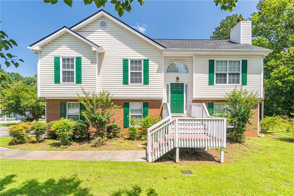 2325 Sailor Ln., Suwanee, GA 30024