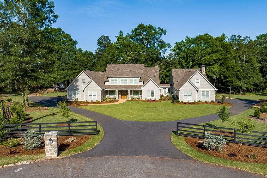 1299 Mcleods Estates Dr., Monroe, GA 30655