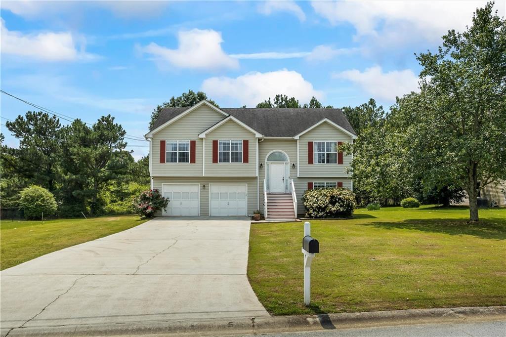 185 Fox Run, Loganville, GA 30052