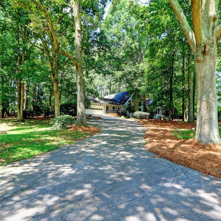 4393 Cannon Rd., Loganville, GA 30052