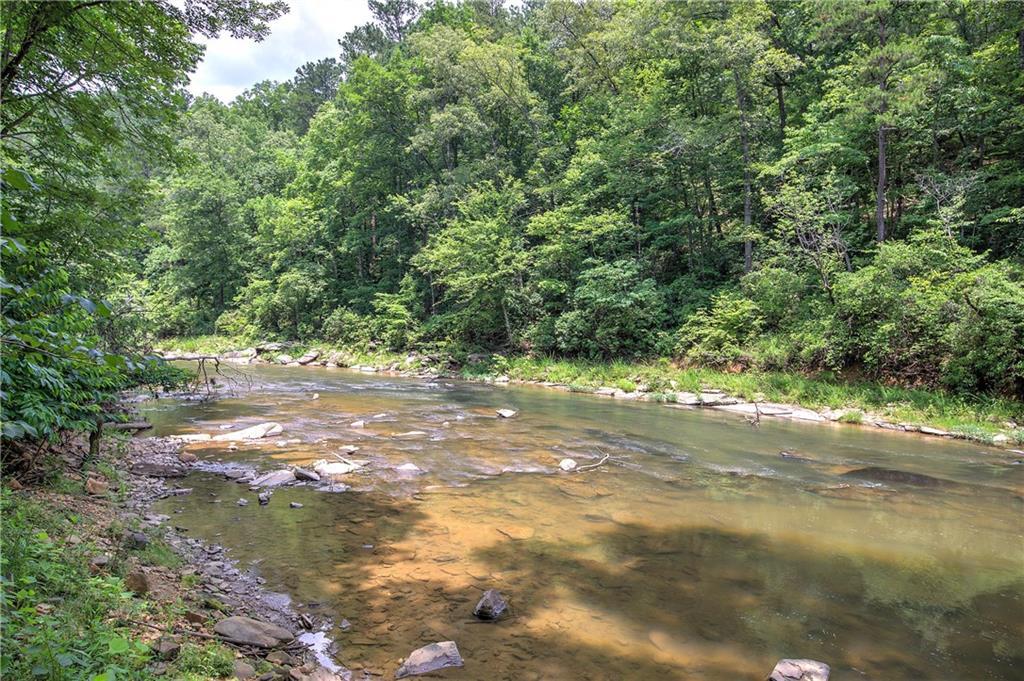 128 Rushing Waters Ct., Talking Rock, GA 30175