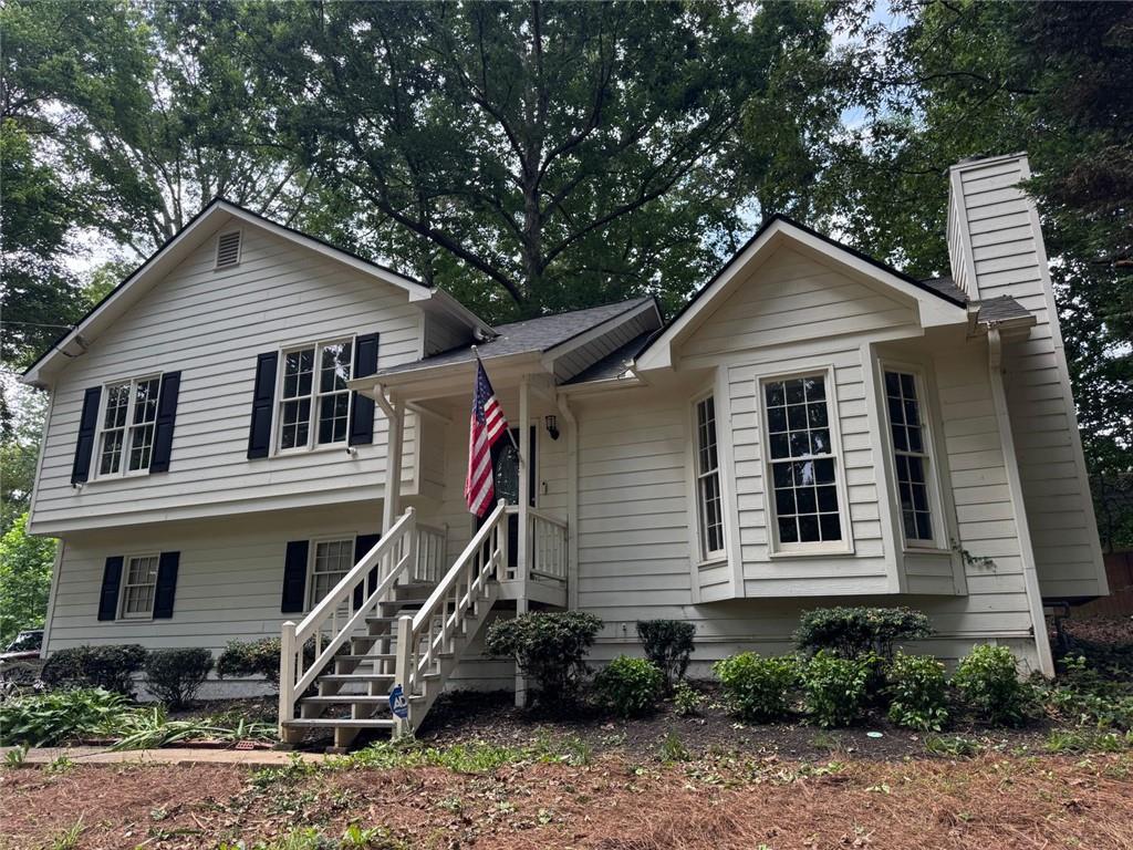 671 Peach Crossing Dr., Dallas, GA 30132