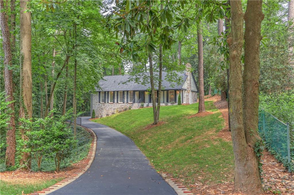 4540 Club Valley Dr., Atlanta, GA 30319