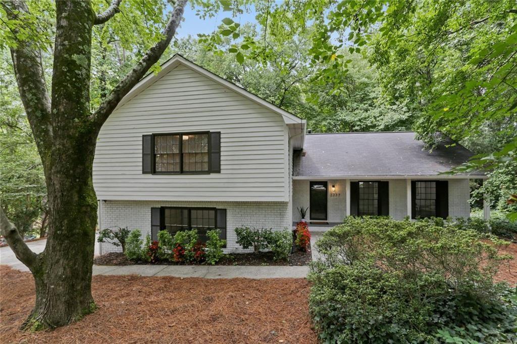 2377 Emory Ln., Marietta, GA 30068