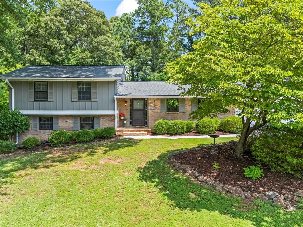 579 Chapman Dr., Marietta, GA 30066