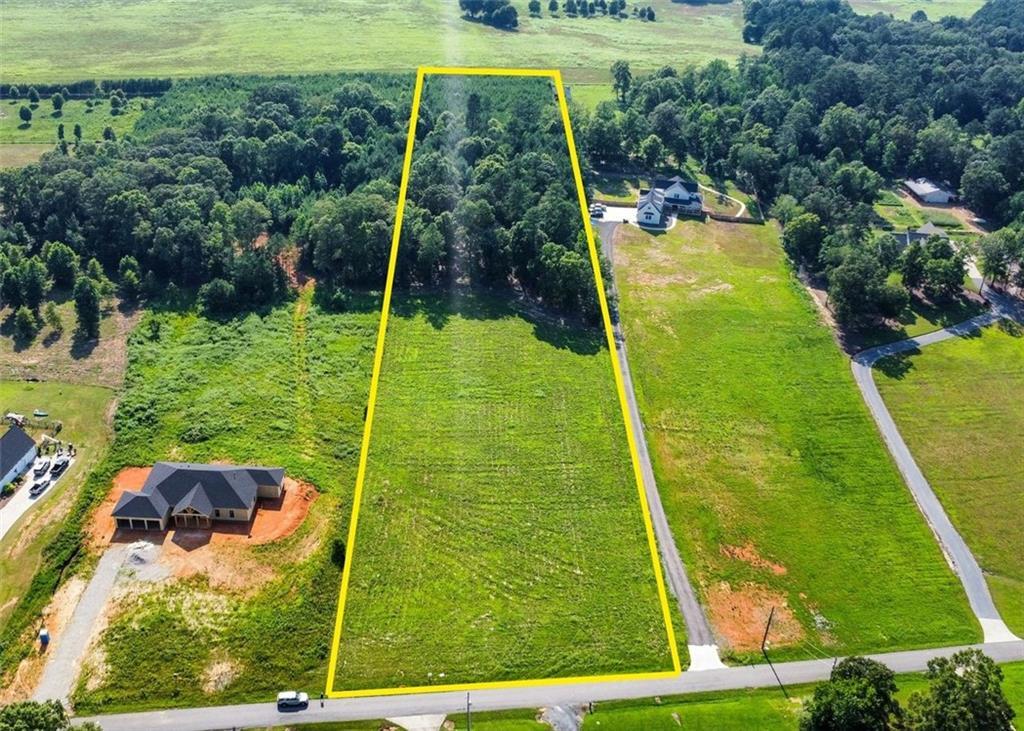 103 Jimmie Nelson Rd., Kingston, GA 30145