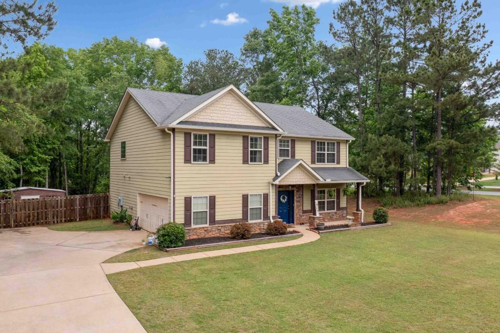 14 Oak Leaf Way, Hamilton, GA 31811