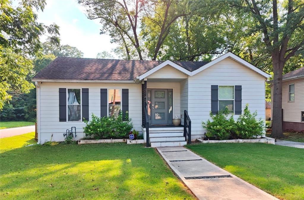 3143 Church St., East Point, GA 30344