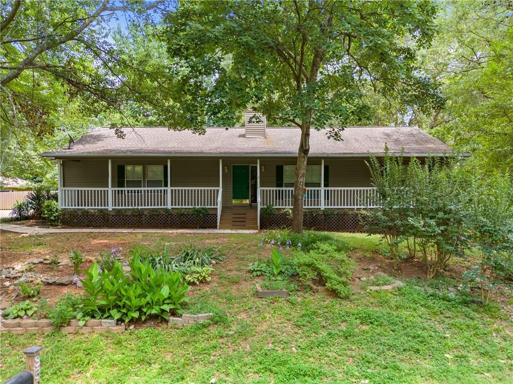 3592 Lakeview Dr., Gainesville, GA 30501