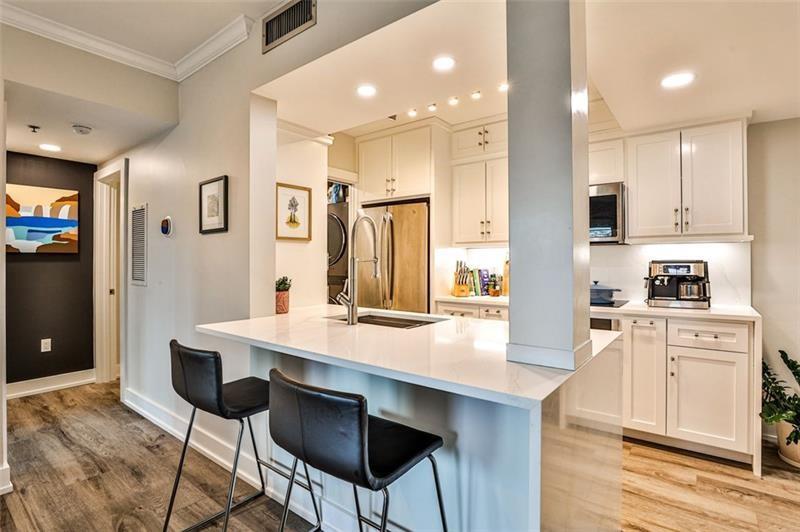 1 Biscayne Drive Nw #706, Atlanta, GA 30309