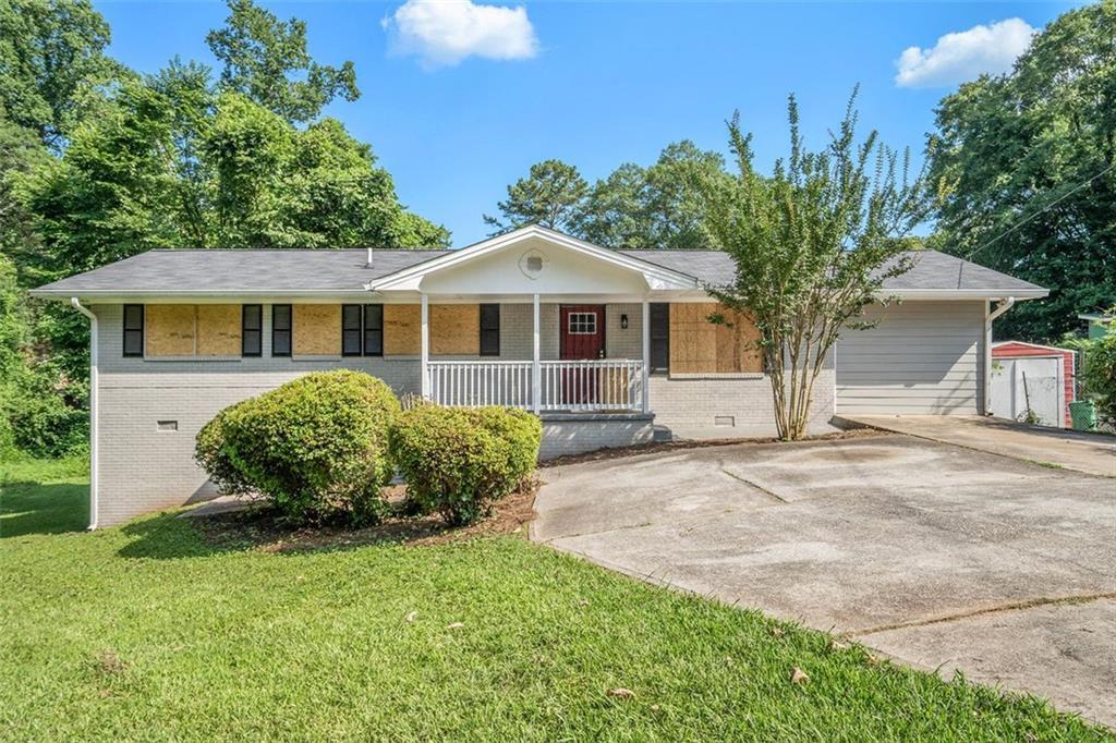 1714 Camperdown Cir., Decatur, GA 30035