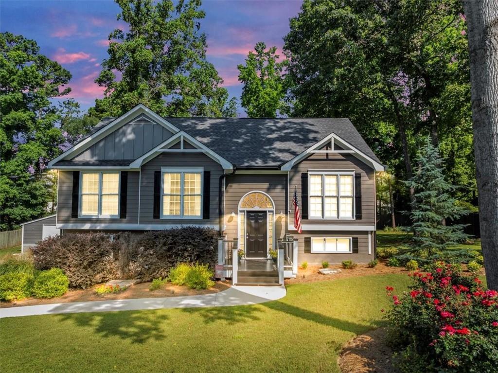 70 Maplewood Ln., Acworth, GA 30101