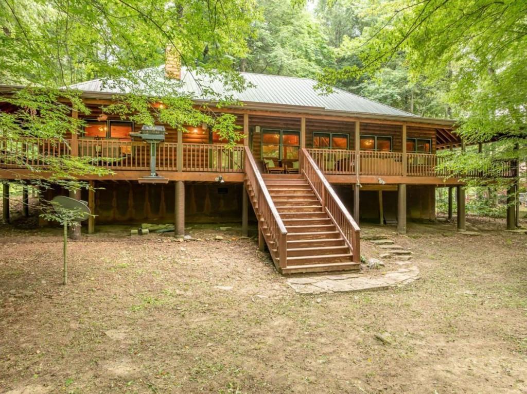677 Riverfront Dr., Ellijay, GA 30536