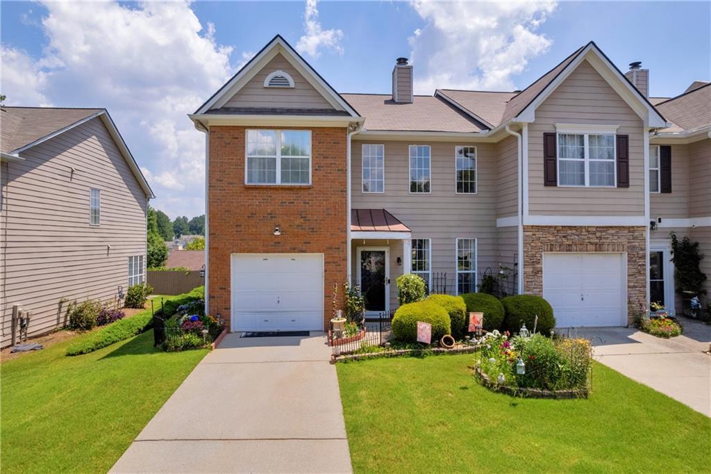 176 Oak Green Dr., Lawrenceville, GA 30044