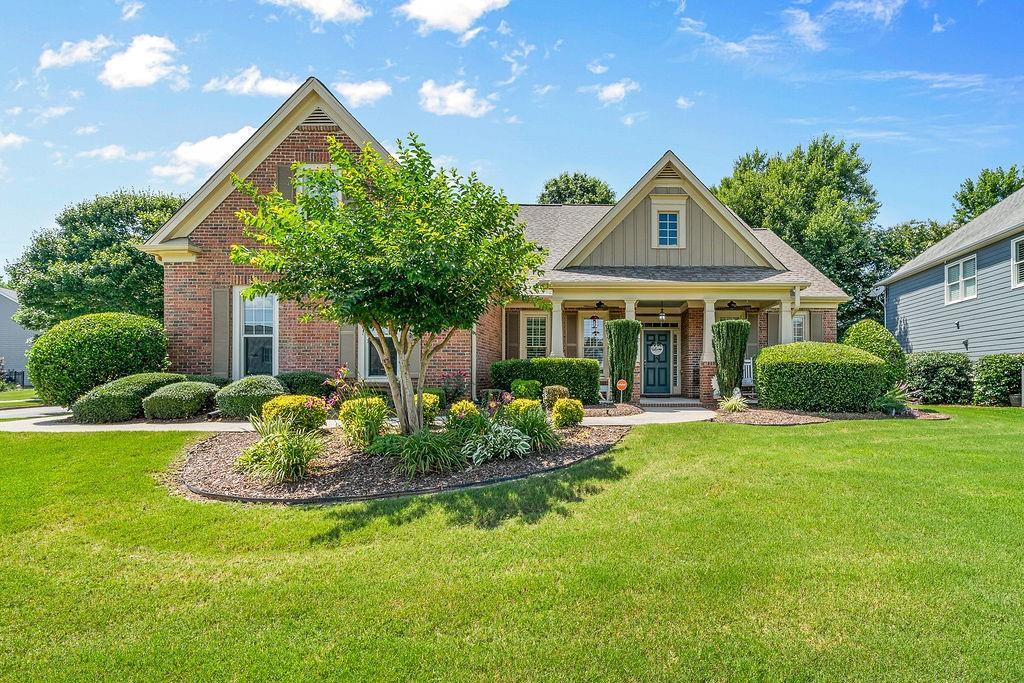 7731 Sleepy Lagoon Way, Flowery Branch, GA 30542