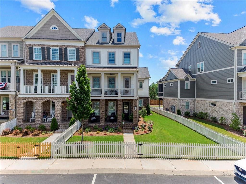 630 Brashy St., Woodstock, GA 30188