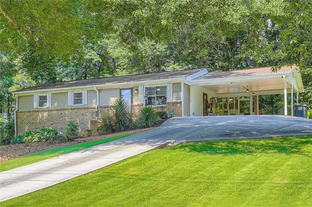 8767 N View Dr., Lithia Springs, GA 30122
