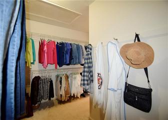 340 Channings Lake Dr., Lawrenceville, GA 30043