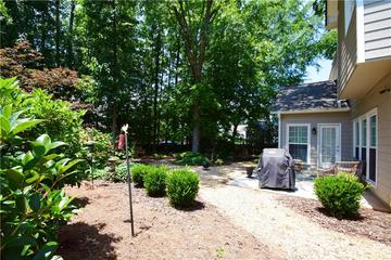 340 Channings Lake Dr., Lawrenceville, GA 30043