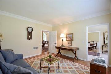 340 Channings Lake Dr., Lawrenceville, GA 30043