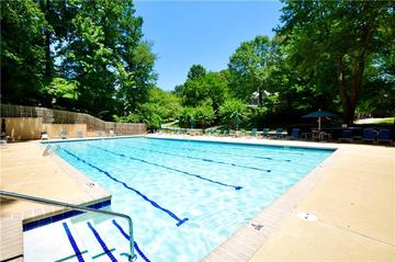 340 Channings Lake Dr., Lawrenceville, GA 30043