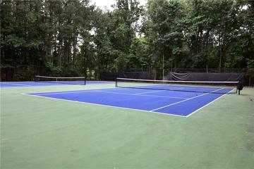 340 Channings Lake Dr., Lawrenceville, GA 30043