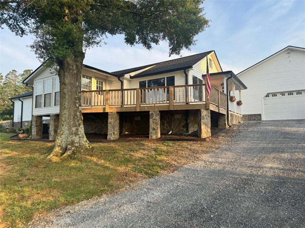 47 Taff Rd., Taylorsville, GA 30178