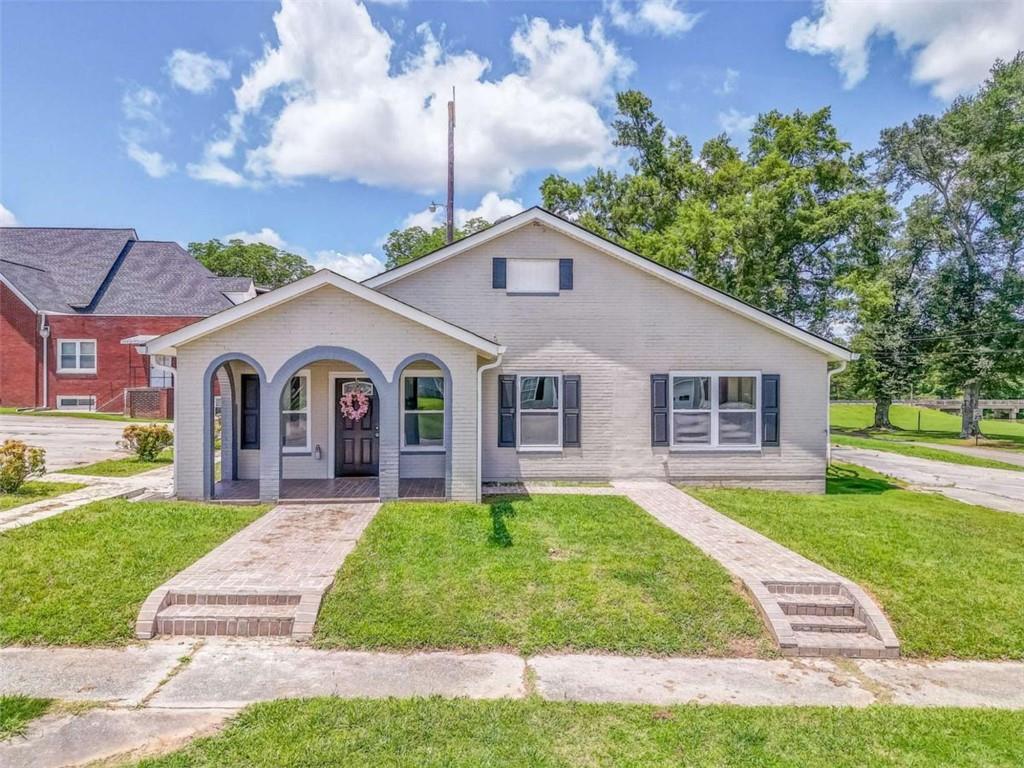 1 Elm St., Aragon, GA 30104