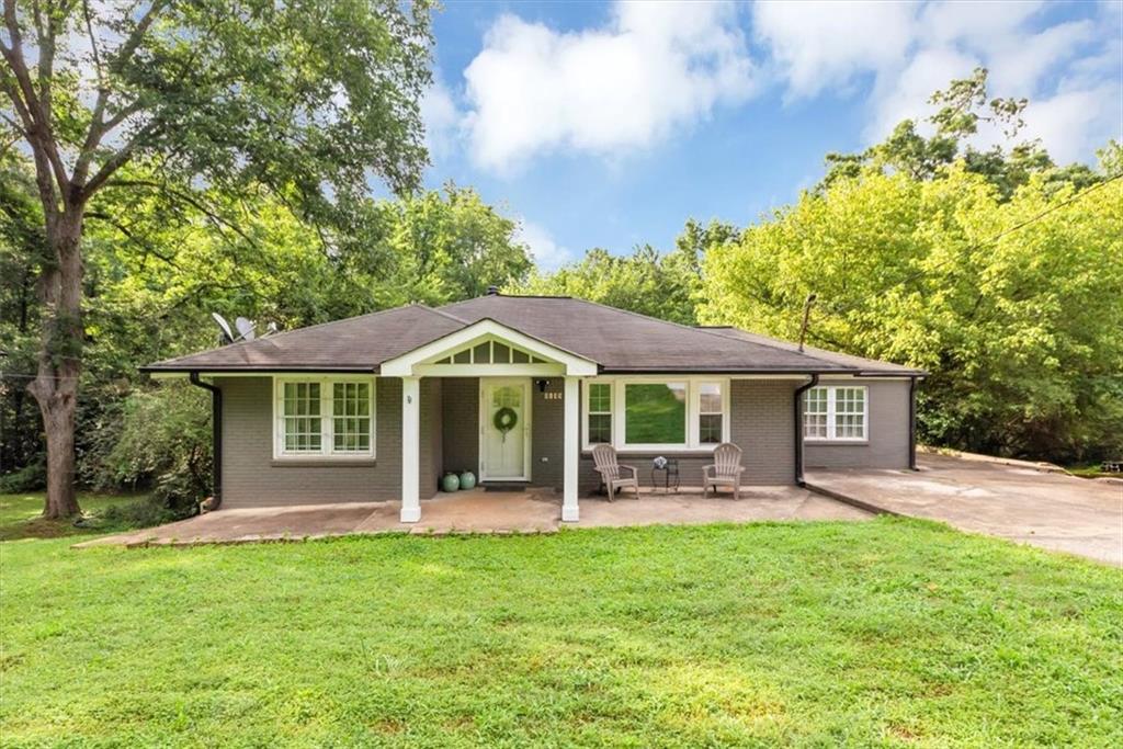 2123 Garden Cir., Decatur, GA 30032