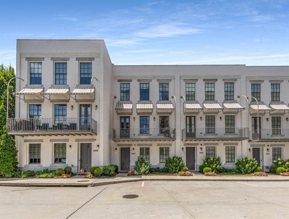 304 Stonemont Dr., Atlanta, GA 30305