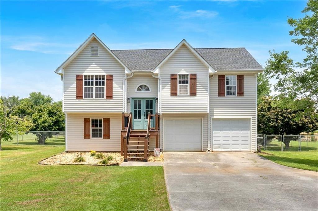 54 Auburn Dr., Cartersville, GA 30120