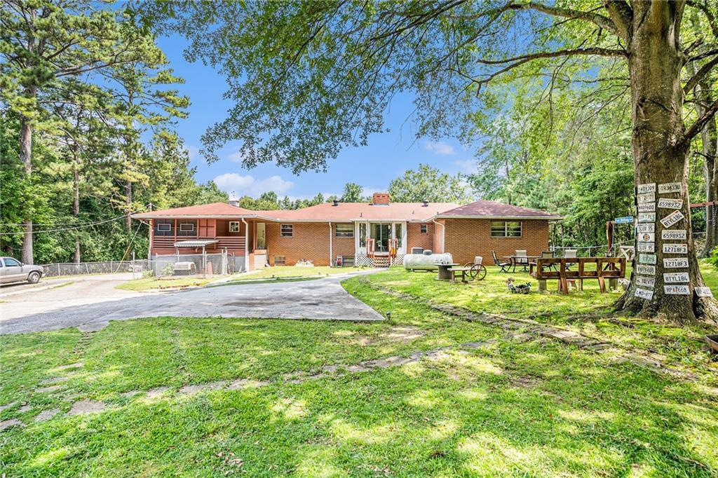 2247 Cypress Ave., Morrow, GA 30260