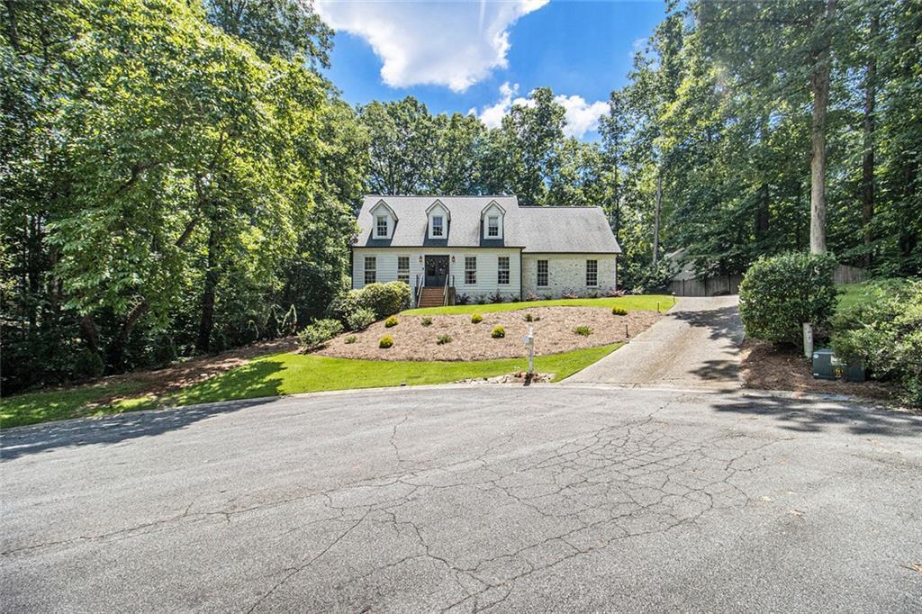 186 Fernleaf Lane Ln., Marietta, GA 30068