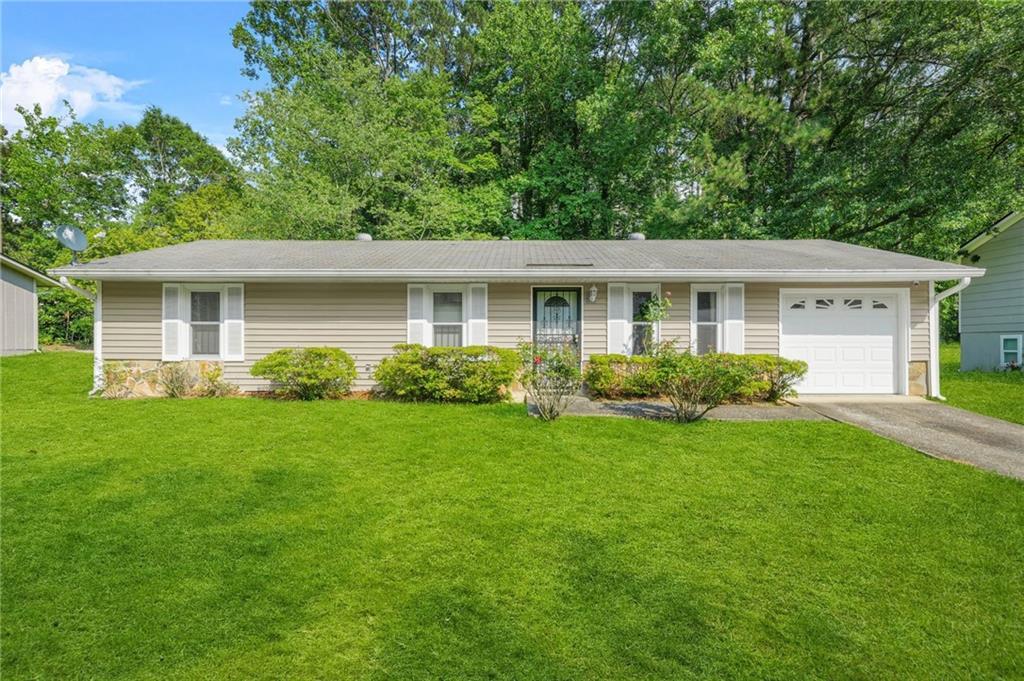 2454 Fairway Cir., Atlanta, GA 30331