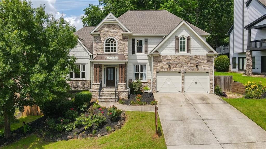 454 Pine Bluff Dr., Dallas, GA 30157