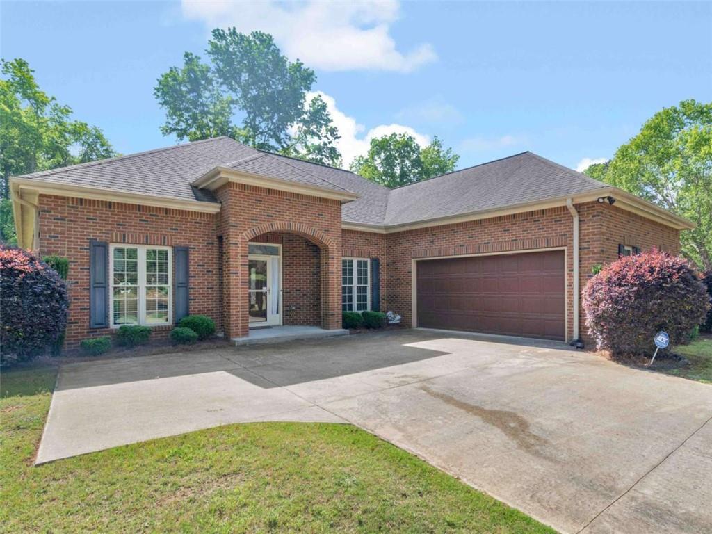 570 Mcgarity Dr., Mcdonough, GA 30252