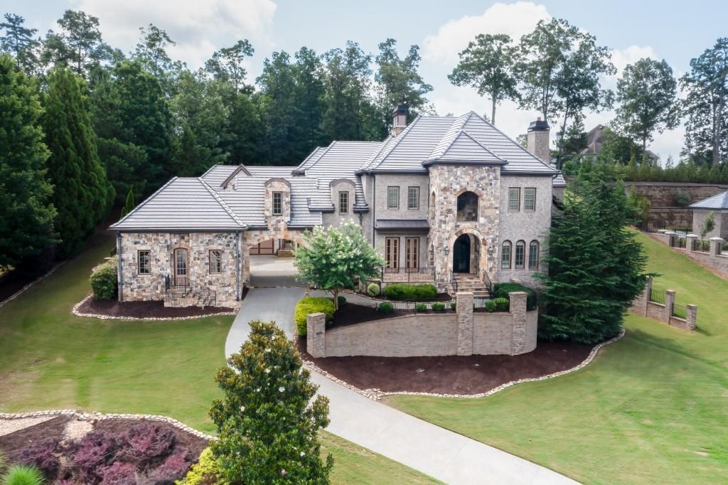 9695 Almaviva Dr., Alpharetta, GA 30022