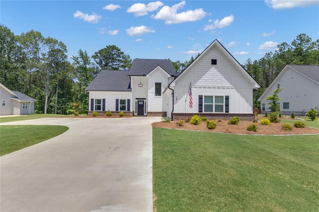 147 Wolf Creek Cove, Lagrange, GA 30240